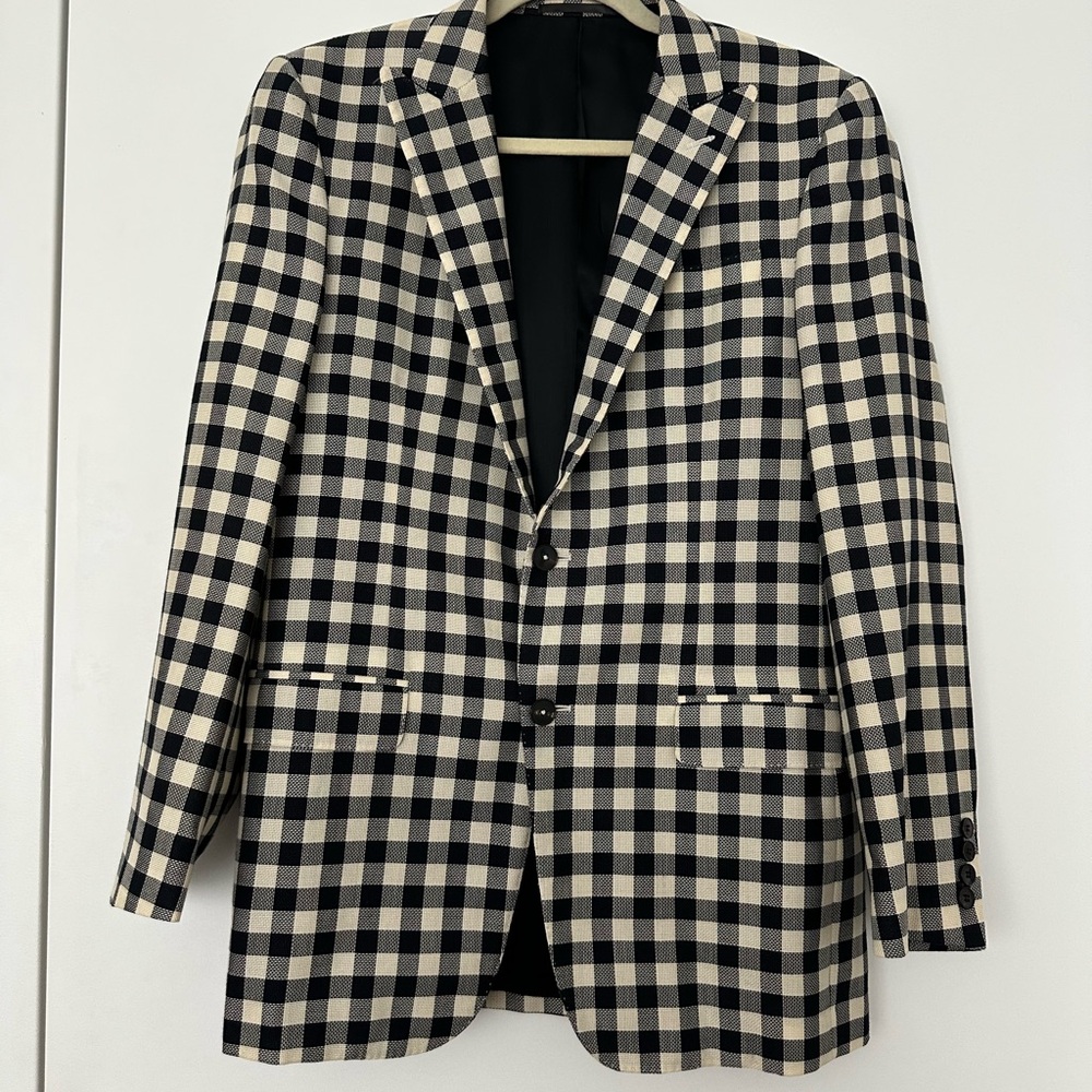 Cream and Black Sport Coat with Bold Checkered Design